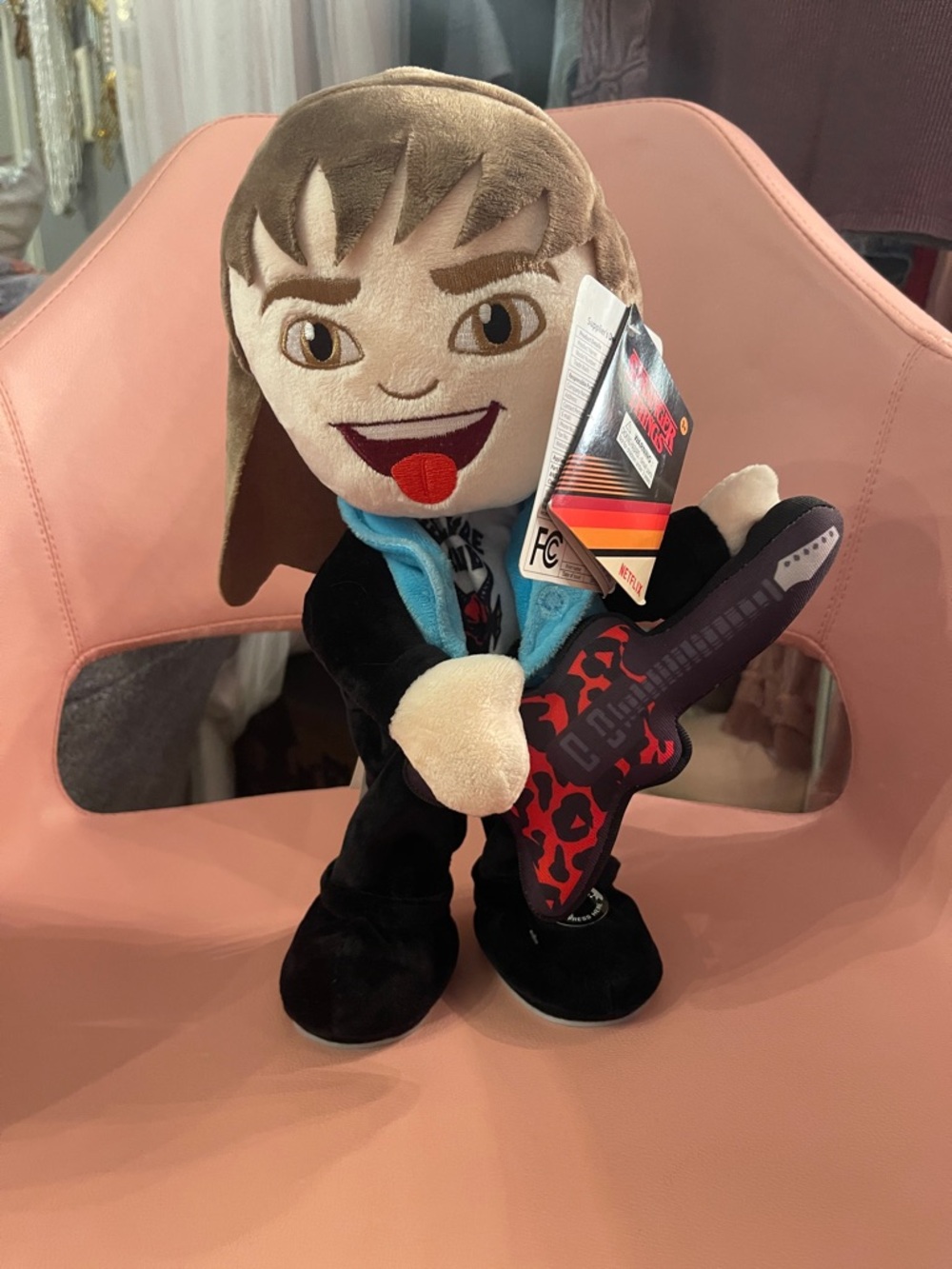 Netflix Stranger Things plush battery rock out